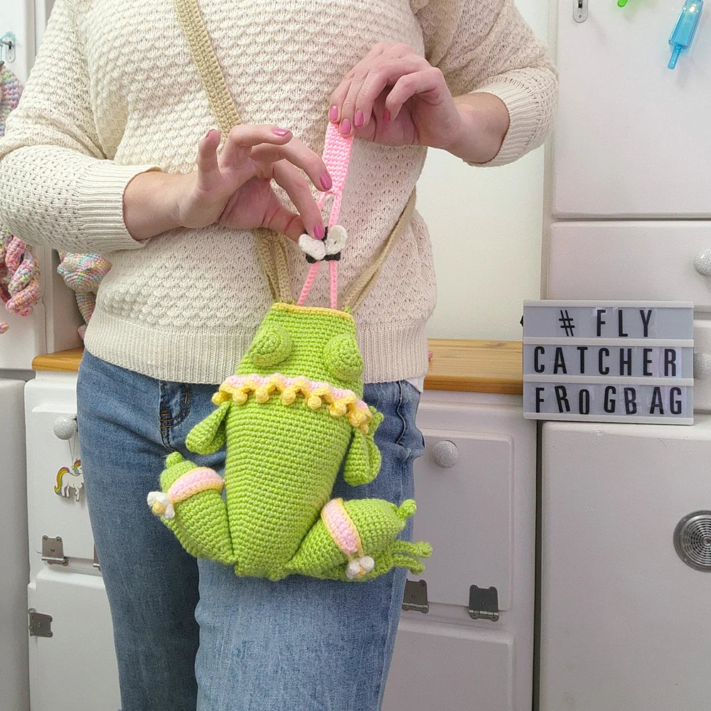 Fly-Catcher Frog Bag | no-sew amigurumi-style pattern
