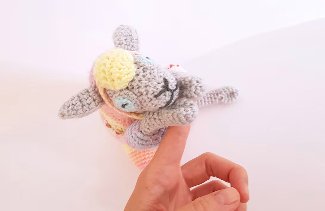Buzz’s Toy Sheep| FREE crochet pattern