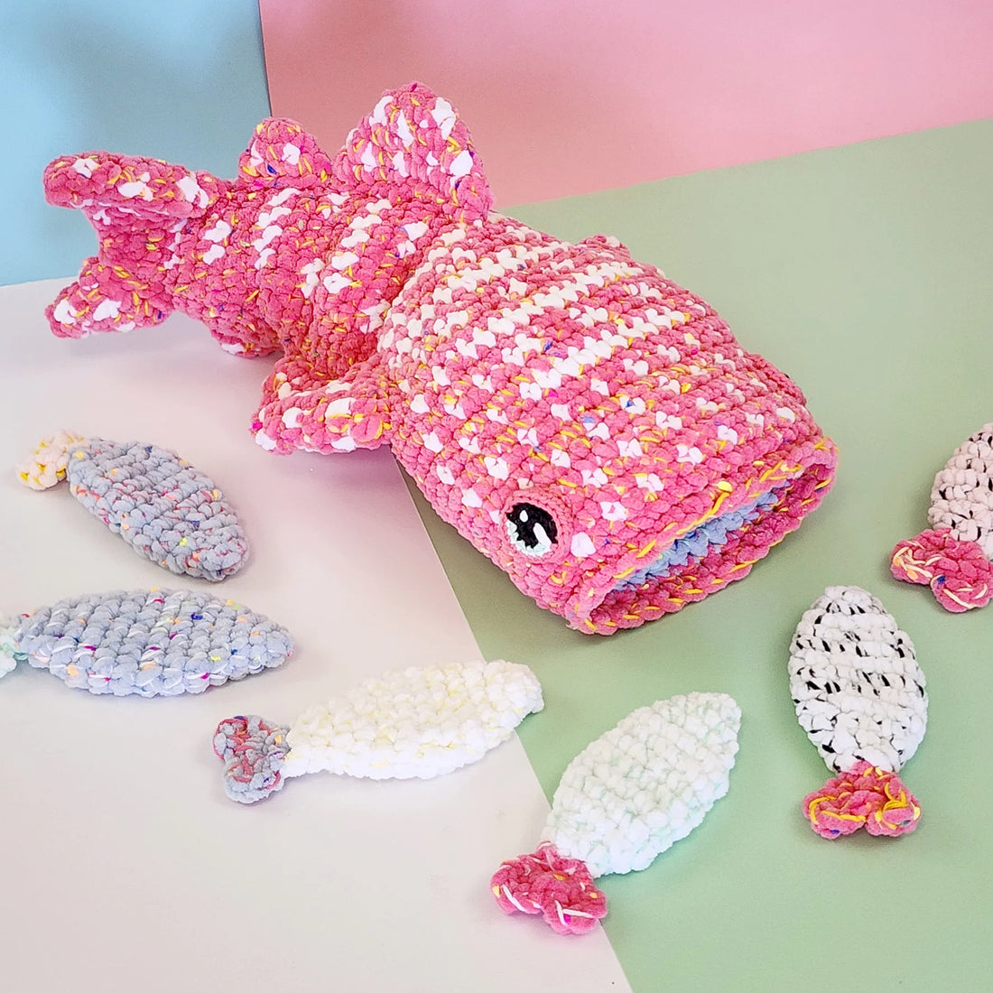 Gumdrop & Juju (Underwater Tails) | reversible amigurumi – with Hobbii