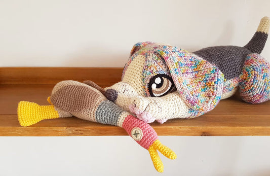 ROCKET THE BEAGLE’S TOY DUCK | FREE CROCHET PATTERN