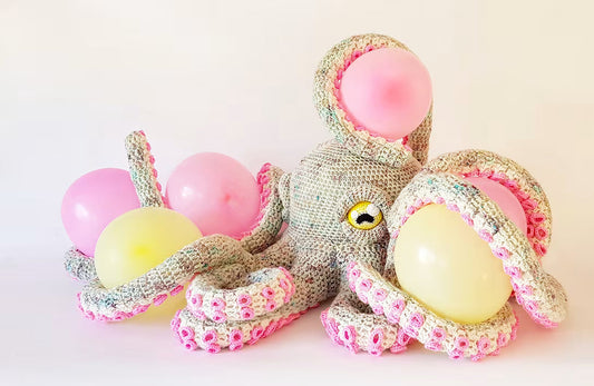 APOLLO THE OCTOPUS | GIANT AMIGURUMI