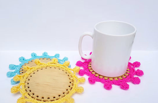 WOOD AND CROCHET COASTERS | FREE CROCHET PATTERN