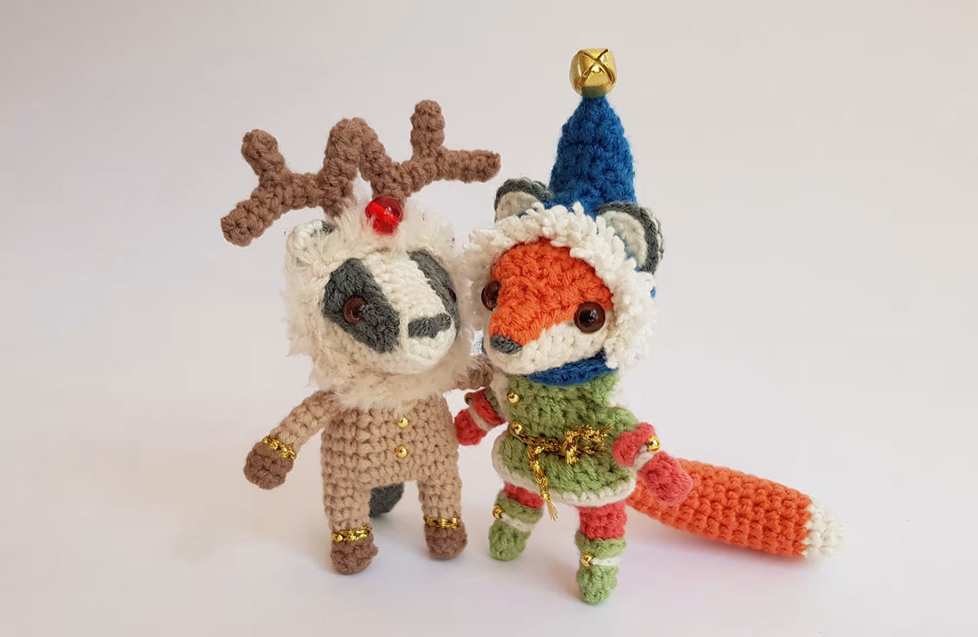 Tiny Christmas Dinner Party | mini amigurumi pattern
