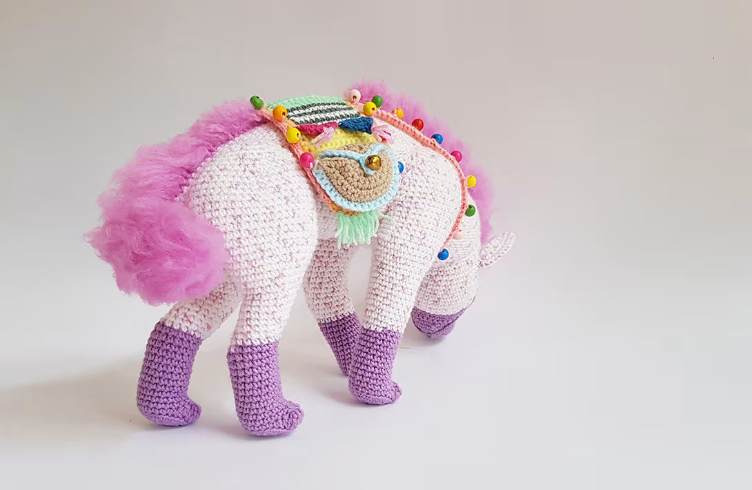 Lyra the Hyena | amigurumi pattern WITH FUR