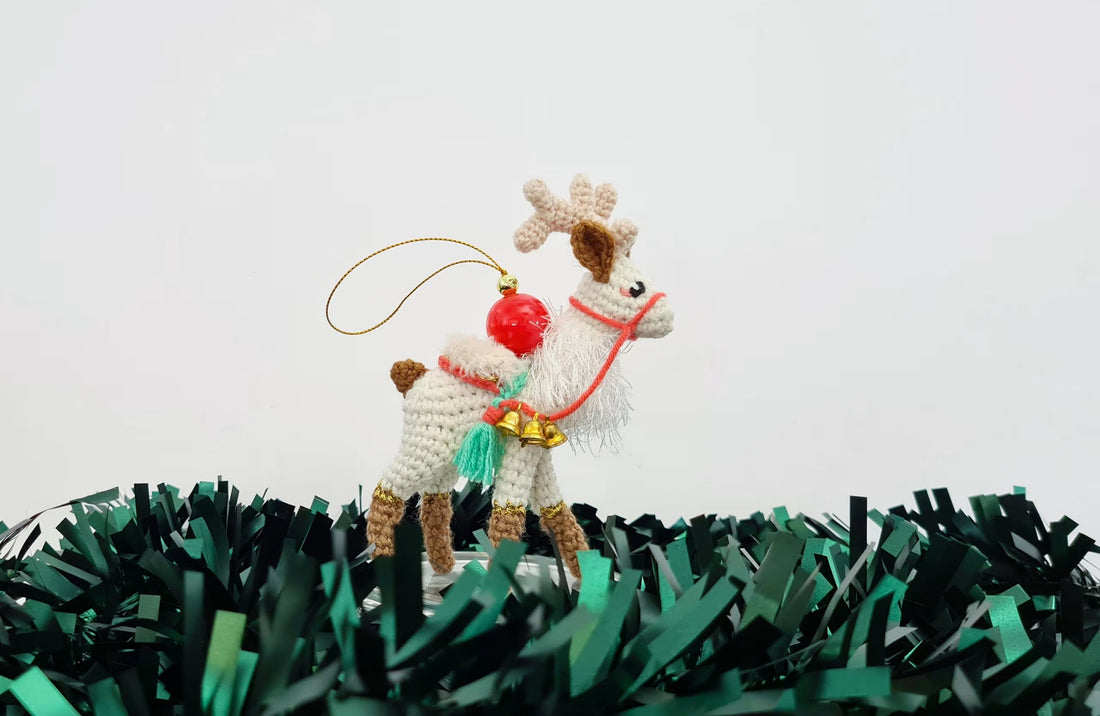 Truffles the Christmas Reindeer | small amigurumi pattern