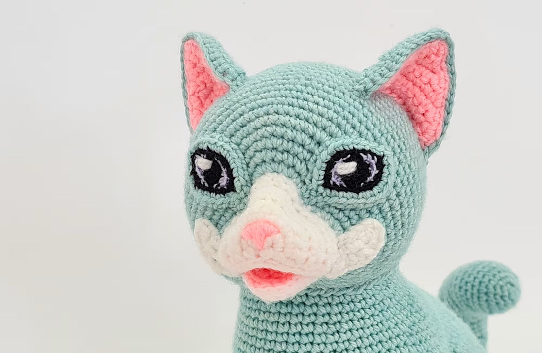 Aquila the Kitten | life-sized amigurumi pattern with felting