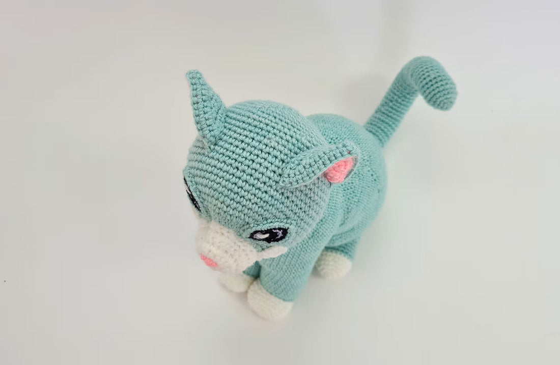 Aquila the Kitten | life-sized amigurumi pattern with felting