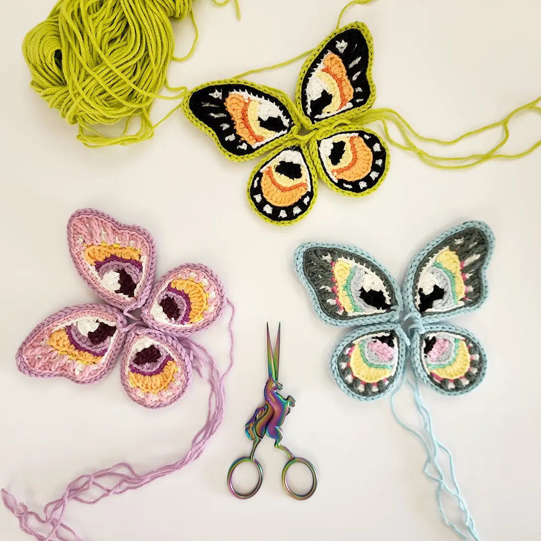 Butterbun | amigurumi bunny pattern with applique butterfly wings