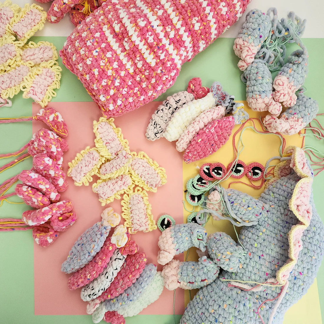 Gumdrop & Juju (Underwater Tails) | reversible amigurumi – with Hobbii